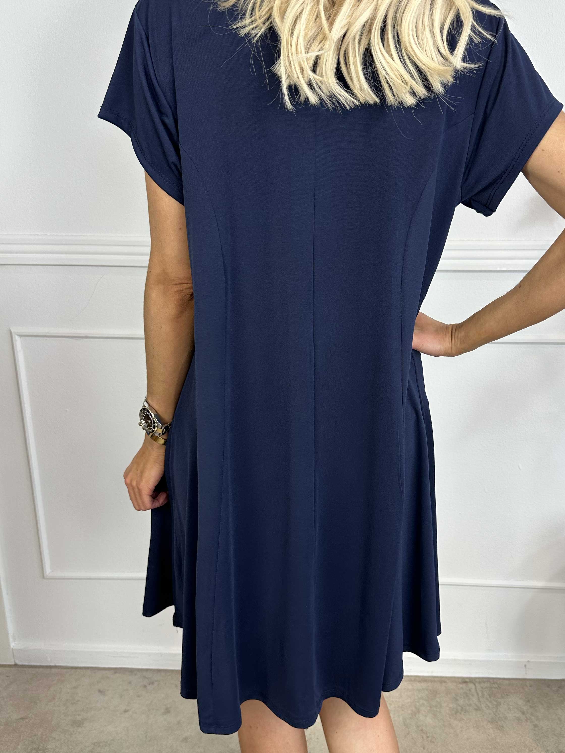 Janina - Solid klänning i mjukt stretchmaterial